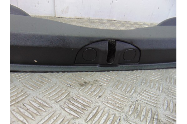 Guarnecido porton trasero, Fiat 500X (334) Mirror 2017, 735572215