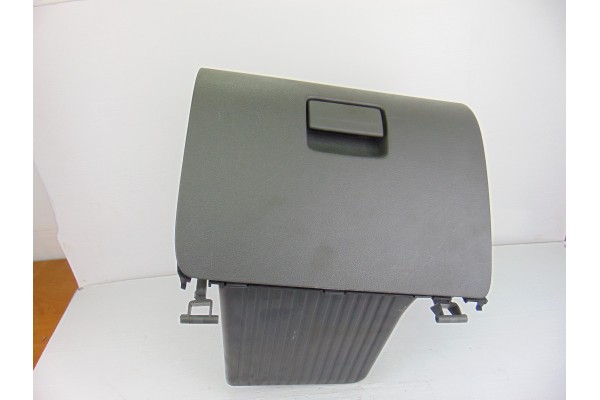 Guantera, Ford Focus Berlina (CB4) Trend 2009, 4M51A06044 usado 6