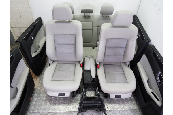 Juego asientos completo, Mercedes-benz Clase e (Bm 212) Lim. 220 CDI BlueEfficiency (212.002) 2011