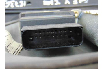 Elevalunas trasero derecho, Volkswagen Golf V (1K1)(10.2003) Trendline 2004, 1K0959704C