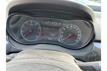 OPEL CORSA E Selective