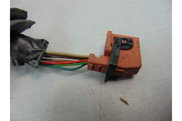 Retrovisor izquierdo