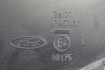 Piloto trasero izquierdo, Ford Focus Berlina (Cap) Trend 2005