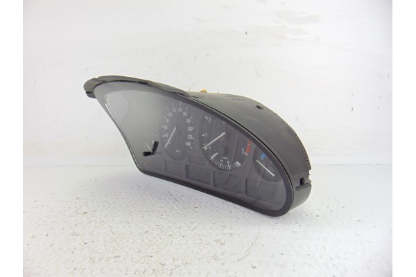 Cuadro instrumentos, BMW Serie 5 Berlina (E39) 525i 2001, 6907015 usado 6