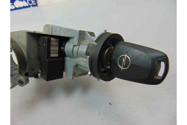 Antirrobo / llave contacto, Opel Corsa D Cosmo 2009, 55703083 usado 6