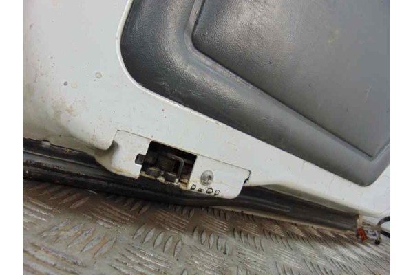 Puerta trasera izquierda, Ford Tourneo Connect (TC7) Familiar 2010 usado 6