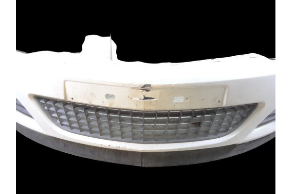 Paragolpes delantero, Opel Astra H Twin Top Cosmo 2008 usado 6