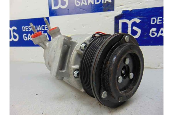 Compresor aire acondicionado, DV61-19D629-F2A usado 6