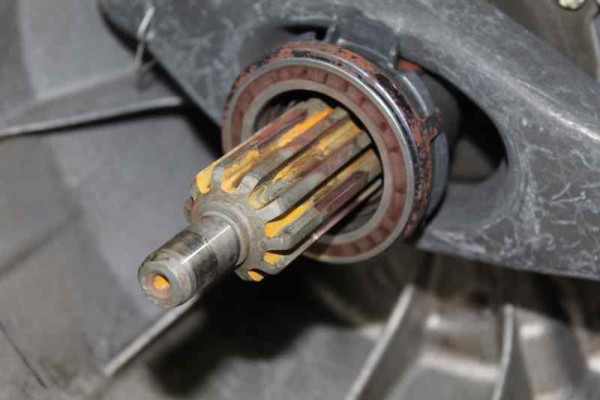 Caja cambios, BMW Serie 3 Compacto (E46) 320td 2002, Hbl usado 6