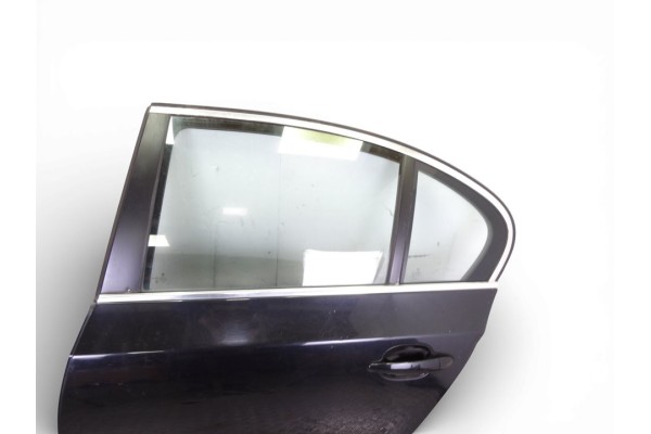 Puerta trasera izquierda, BMW Serie 5 Berlina (E60) 530d 2009 usado 6