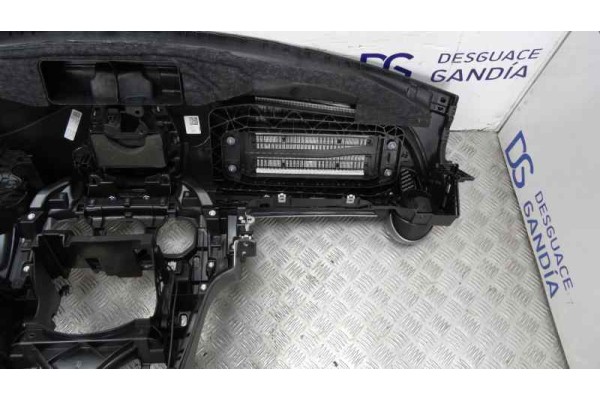 Salpicadero, Mercedes-benz Clase C (Bm 205) Berlina C 300 CDI BlueTEC Hybrid (205.012) 2014 usado 6