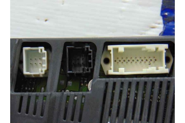 Mando climatizador, BMW Serie 3 Berlina (E46) 320d 1998, 8382446 usado 7