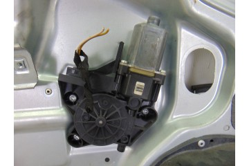 Elevalunas delantero izquierdo, Ford Focus Berlina (CB4) Trend 2009
