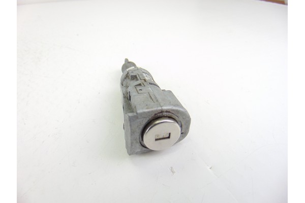Antirrobo / llave contacto, Volkswagen Polo V (6C1) Comfortline 2014, 1K0905851
