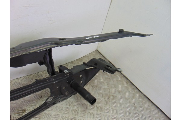 Panel frontal, BMW Serie 3 Berlina (E46) 330d 2003 usado 7