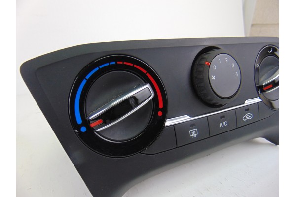 Mando climatizador, Hyundai I20 (Gb) Classic 2015, 97250-C8010