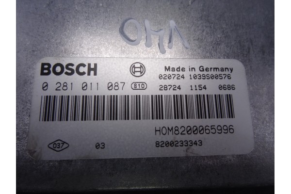 30630418  CENTRALITA MOTOR UCE VOLVO V40 FAMILIAR 1.9 D+ (85kW) 2003 30630418 209305 VOLVO - 3