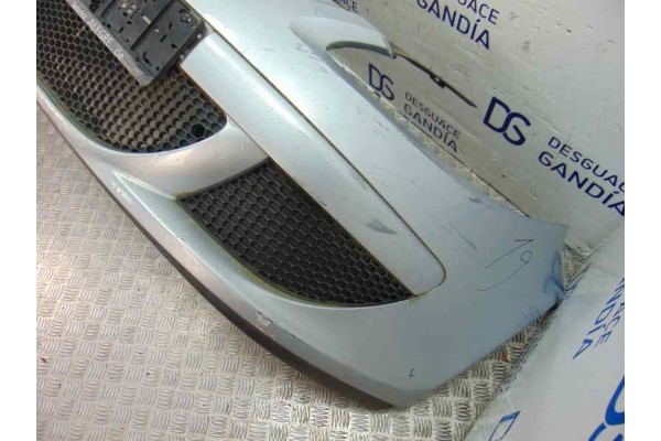 Paragolpes delantero