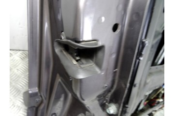 Puerta delantera izquierda, Audi A8 (D2) 2.5 TDI Quattro 2001
