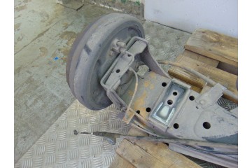 Puente trasero, Nissan NV200 /Evalia (M20/M) Kombi Comfort 2010