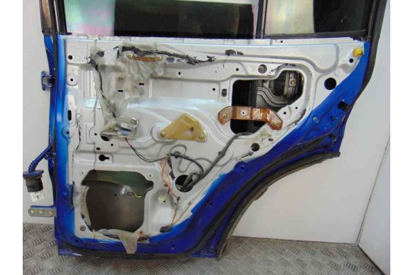 Puerta trasera derecha, Mitsubishi Montero (V60/V70) 3.2 DI-D Avance (5-ptas.) 2000