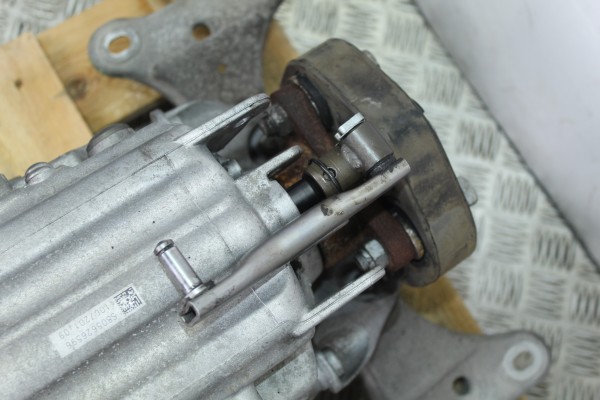 Caja cambios, BMW Serie 1 Berlina (E81/E87) 123d 2009, Jgg usado 7
