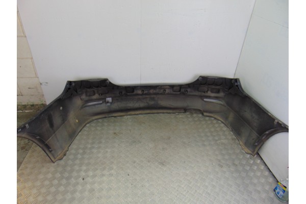 Paragolpes trasero, BMW Serie 5 Berlina (E60) 525d 2005 usado 7