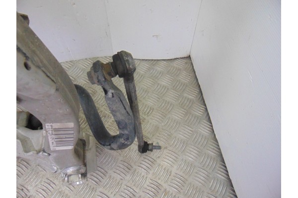 Puente delantero, BMW Serie 1 Berlina (E81/E87) 120d 2009 usado 7