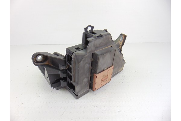 Caja reles / fusibles, Mercedes-benz Clase C (Bm 205) Berlina C 300 CDI BlueTEC Hybrid (205.012) 2014, A2055402250
