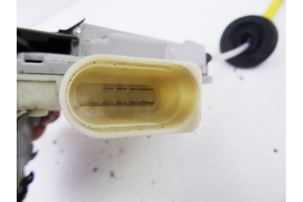 4F1837015  CERRADURA PUERTA DELANTERA IZQUIERDA AUDI A3 SPORTBACK (8PA) 2.0 TDI Ambiente 2004 4F1837015 210426 AUDI - 3