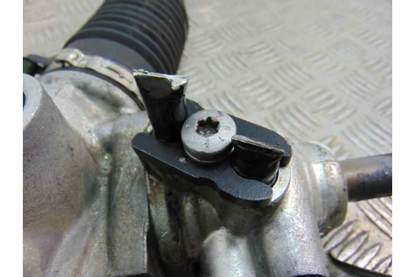 Cremallera direccion, Citroen C5 Berlina 2.0 HDI SX 2002 usado 8