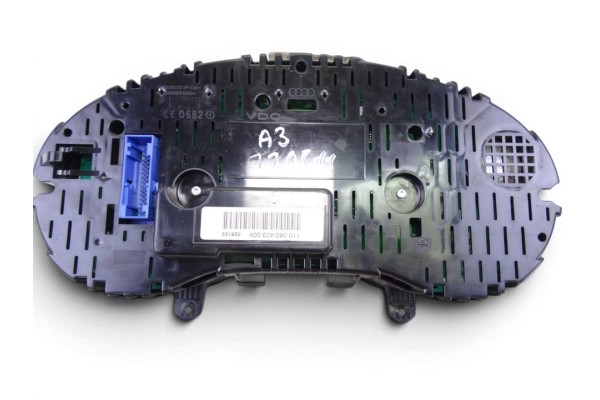 Cuadro instrumentos, Audi A3 Sportback (8PA) 1.4 TFSI Ambiente 2010, 8P0920932D