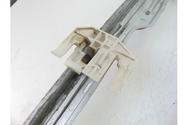 Elevalunas delantero izquierdo, Citroen C5 Berlina 2.0 HDI SX 2002, 9632531880 usado 8