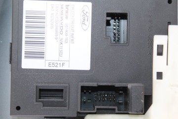 Elevalunas delantero derecho, Ford Focus Berlina (Cap) Trend 2005