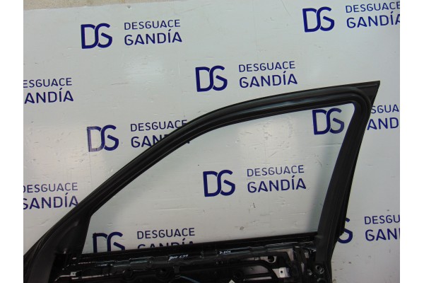Puerta delantera derecha, BMW Serie 5 Touring (E39) 530d 2003 usado 8
