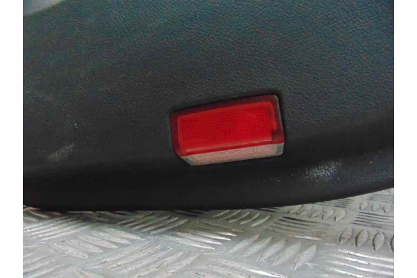 Guarnecido puerta trasera derecha, Mercedes-benz Clase C (Bm 205) Berlina C 300 CDI BlueTEC Hybrid (205.012) 2014 usado 8