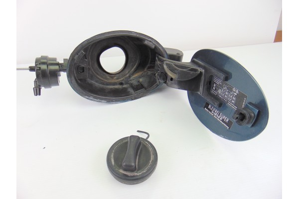 Tapa exterior combustible, Mercedes-benz Sl (Bm 230) Roadster 500 (230.475) 2003, A2306390042