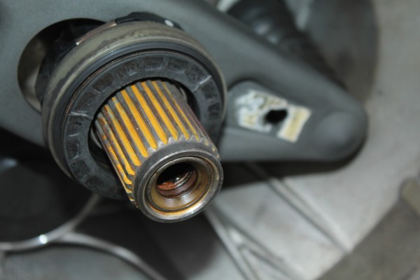 Caja cambios, BMW Serie 1 Berlina (E81/E87) 123d 2009, Jgg usado 9