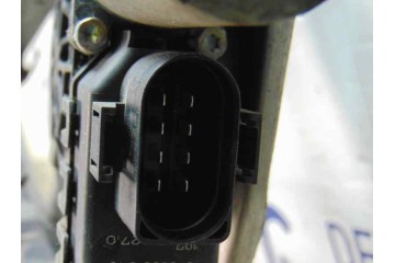 Elevalunas trasero izquierdo, Audi A6 Berlina (4B2) 2.5 Tdi 2002, 4B0839397B