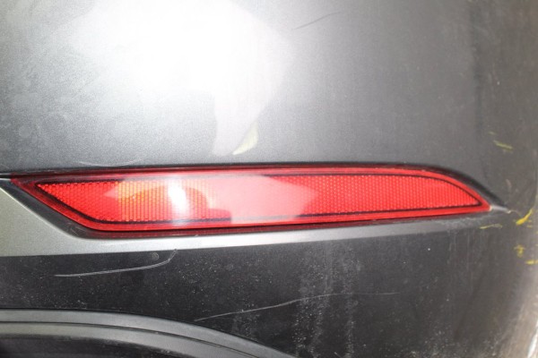 Paragolpes trasero, Volkswagen Golf Vii Berlina (BQ1/BE2) Advance 2018 usado 8