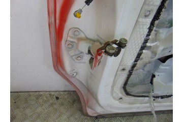 Puerta lateral corredera izquierda, Nissan NV200 /Evalia (M20/M) Kombi Comfort 2010