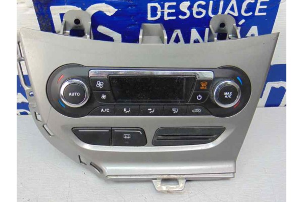 Mando climatizador, Ford Focus Berlina (CB8) Trend 2012, BM5T18C612CH usado 10