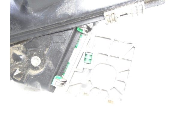 6 PIN ELEVALUNAS DELANTERO DERECHO OPEL ASTRA H TWIN TOP Cosmo 2008 6 PIN 210970 OPEL - 2