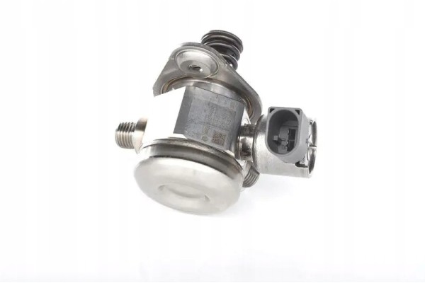 HIGH PRESSURE PUMP 0 261 520 143 BOSCH Car type passenger cars