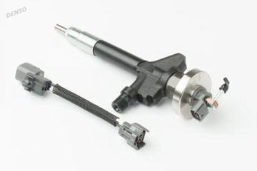 INJECTOR DCRI107850 DENSO MAZDA 6 MPV I II Packaging status original