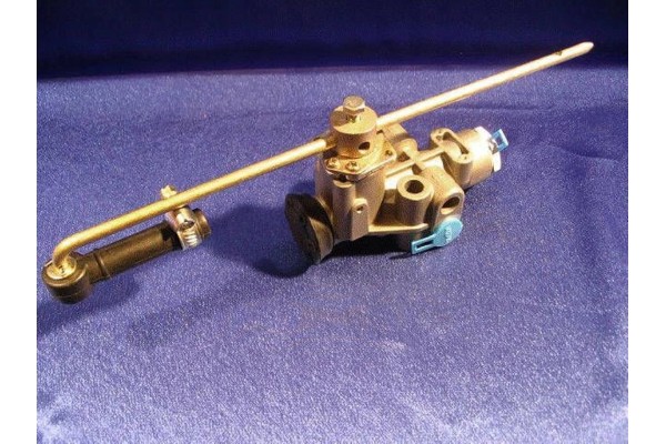 205421_C WABCO two stage levelling valve on p Catalog number of substitutes BSG BSG 02 381 034 COJALI 2214102 DT Spare Parts 2 6