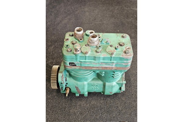 Air compressor Volvo D7 Bus B7R Volvo 21040143 Packaging status original