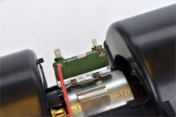 DCED43_C 24V blower fits to RVI MAGNUM 09 90 Quality of parts according to GVO Q original with factory logo OEM OES