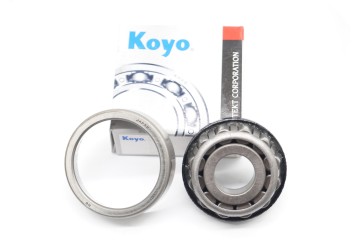 PATROL Y60 KNUCKLE BALL REPAIR KIT BEARINGS SEALS KOYO L R Catalog number of the part KG 000881 001