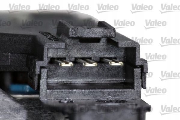 Wiper motor VALEO 582666 Catalog number of the original OPEL 1273424 OPEL 39136727 VAUXHALL 13269910 VAUXHALL 39136727